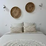 Apartment Five And Josse