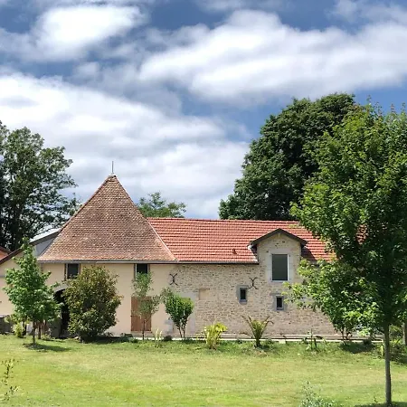 Apartment Five And Josse