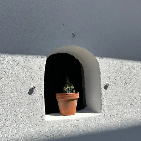 Five And Apartment Josse