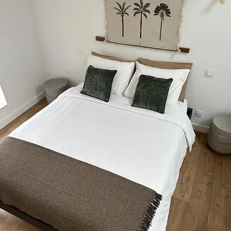 Five And Appartement Josse