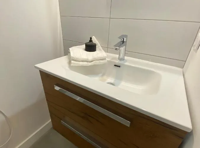 아파트 Five And Josse