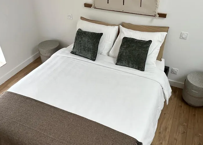 Five And Apartman Josse